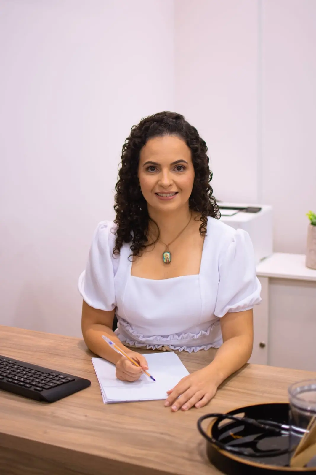 Dra. Yasmin Prata Ribeiro